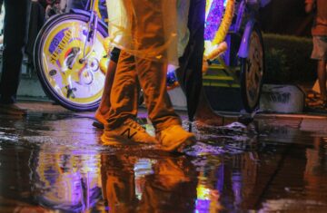 Photo orange pants